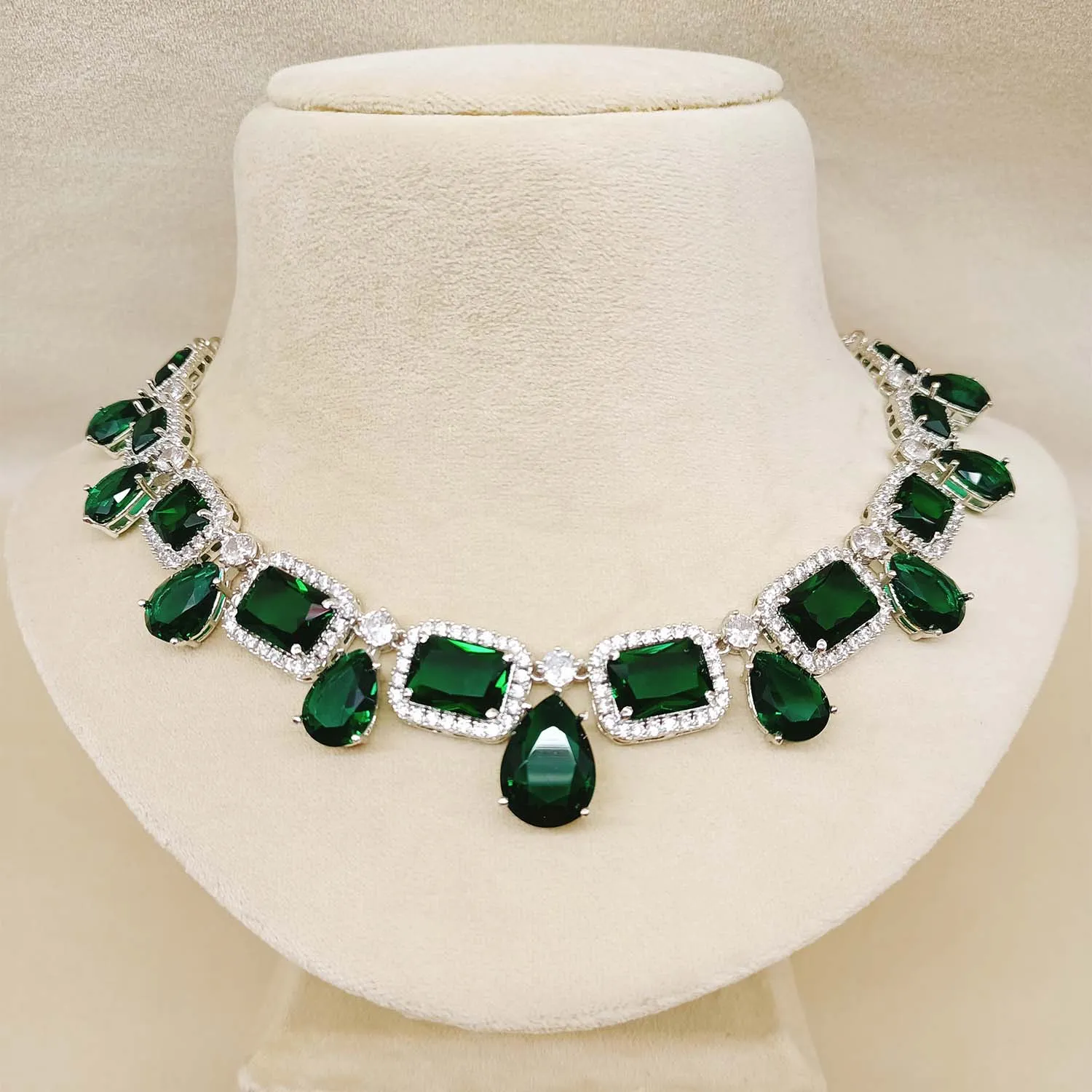 Ayana Green Emerald And Diamonds Silver Plated Necklace Set