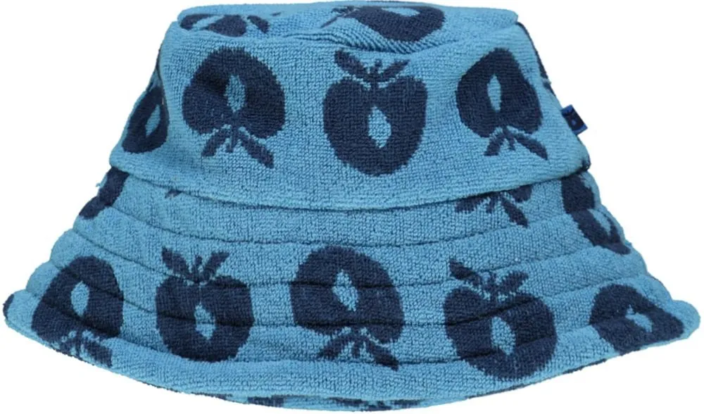 Bucket hat with apples