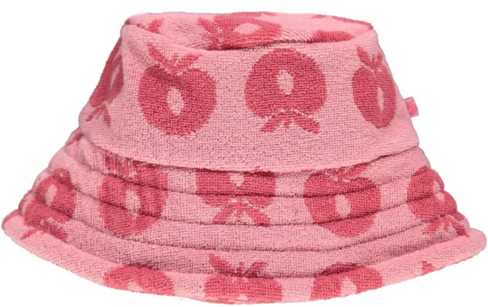 Bucket hat with apples