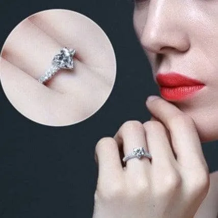 Created Diamond Romantic Heart-shaped Ring