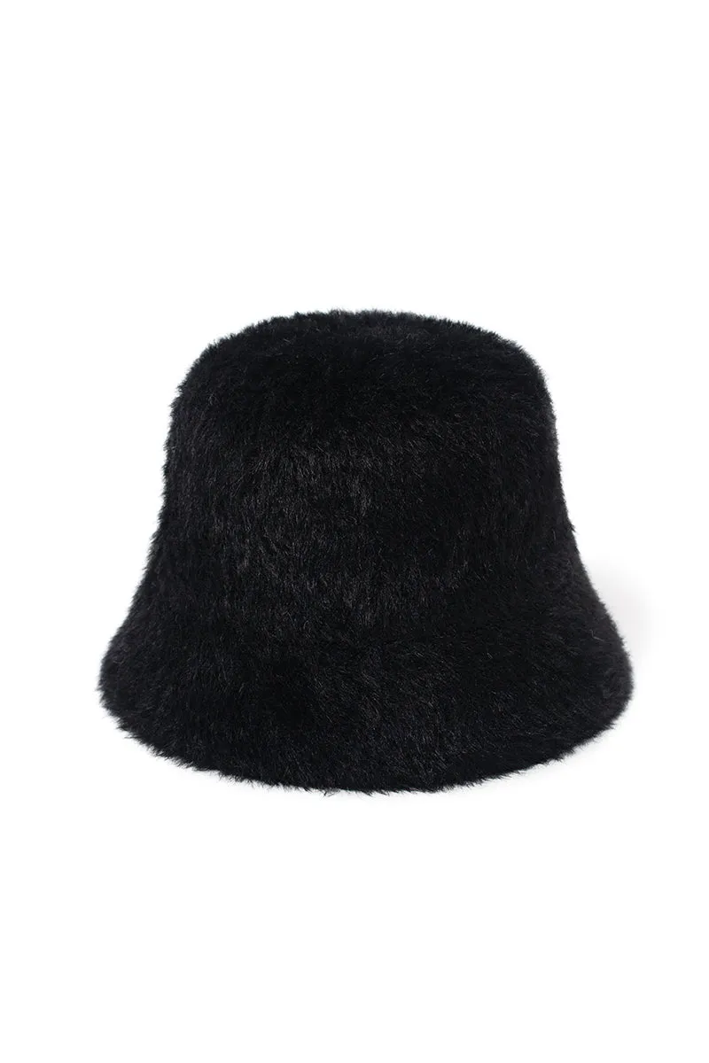 GWBU2124 - Faux angora bucket hat