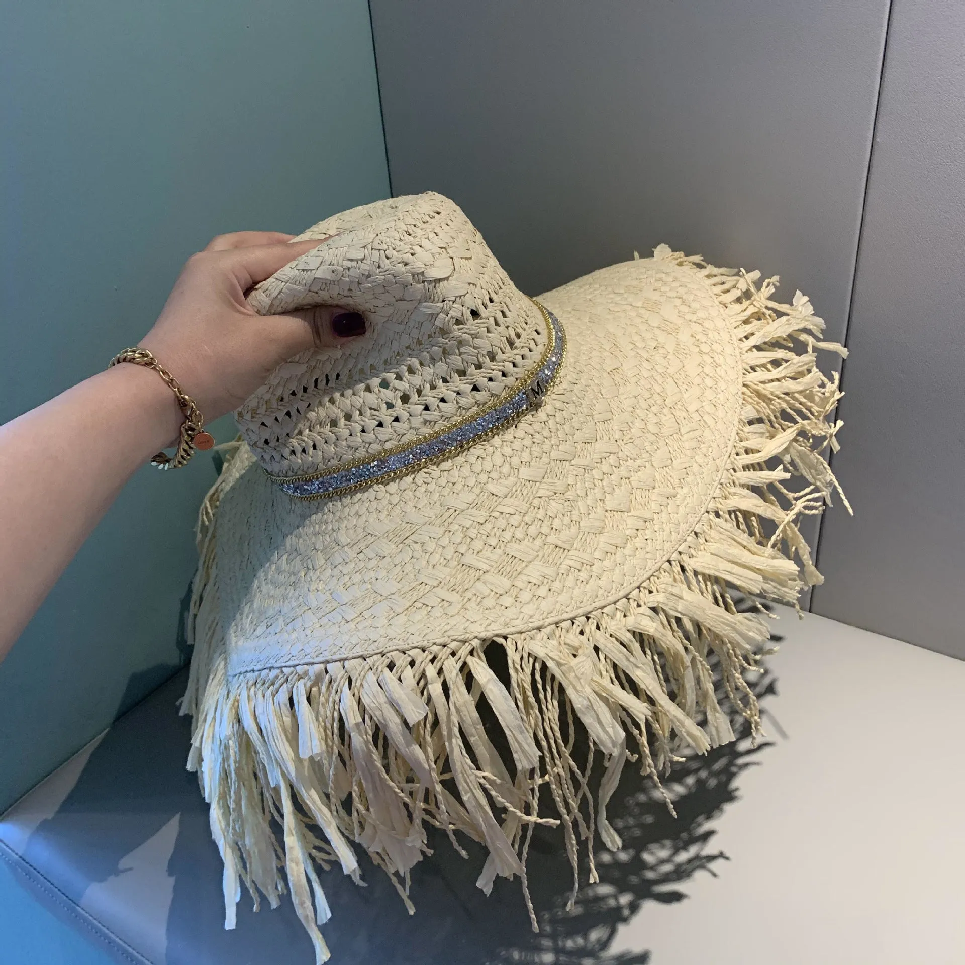 Korean Style Straw Tassel Sun Hat with Wide Brim