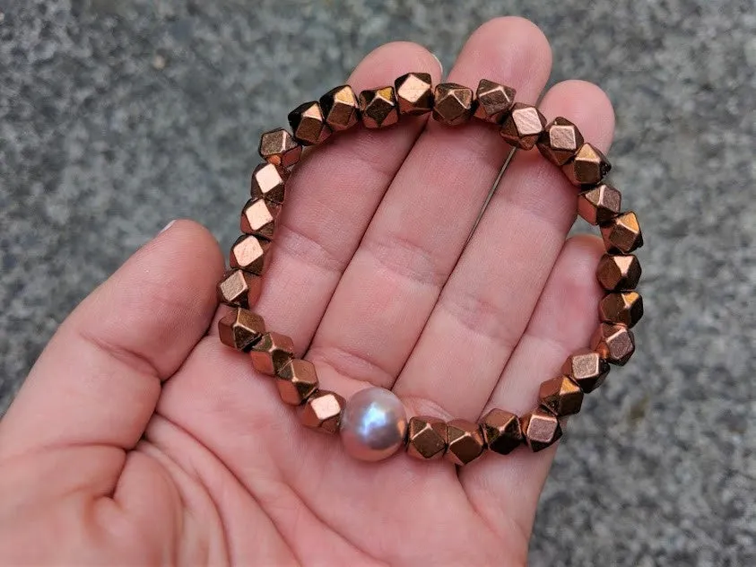 Pink Pearl & Copper Elastic Geometric Bracelet