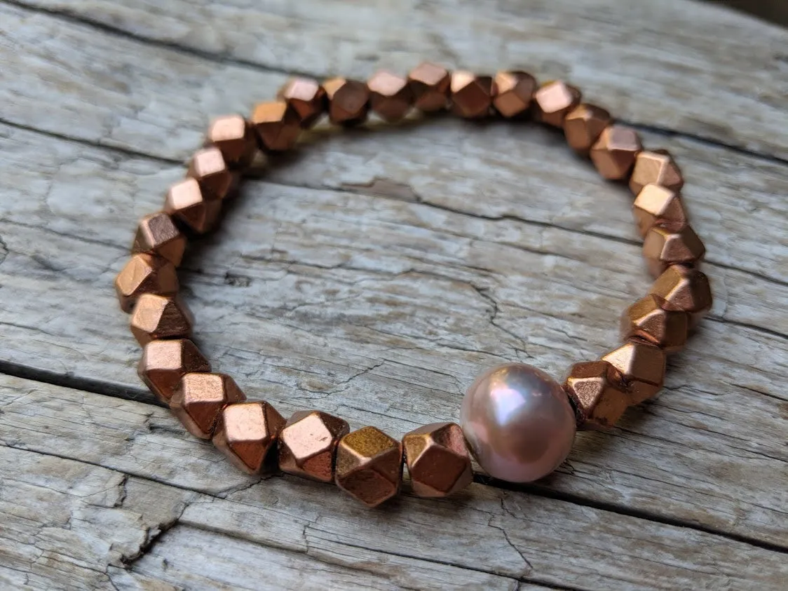 Pink Pearl & Copper Elastic Geometric Bracelet