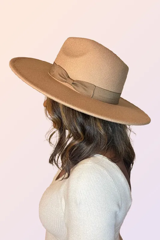 SAVVYVILLE WIDE BRIM PANAMA HAT