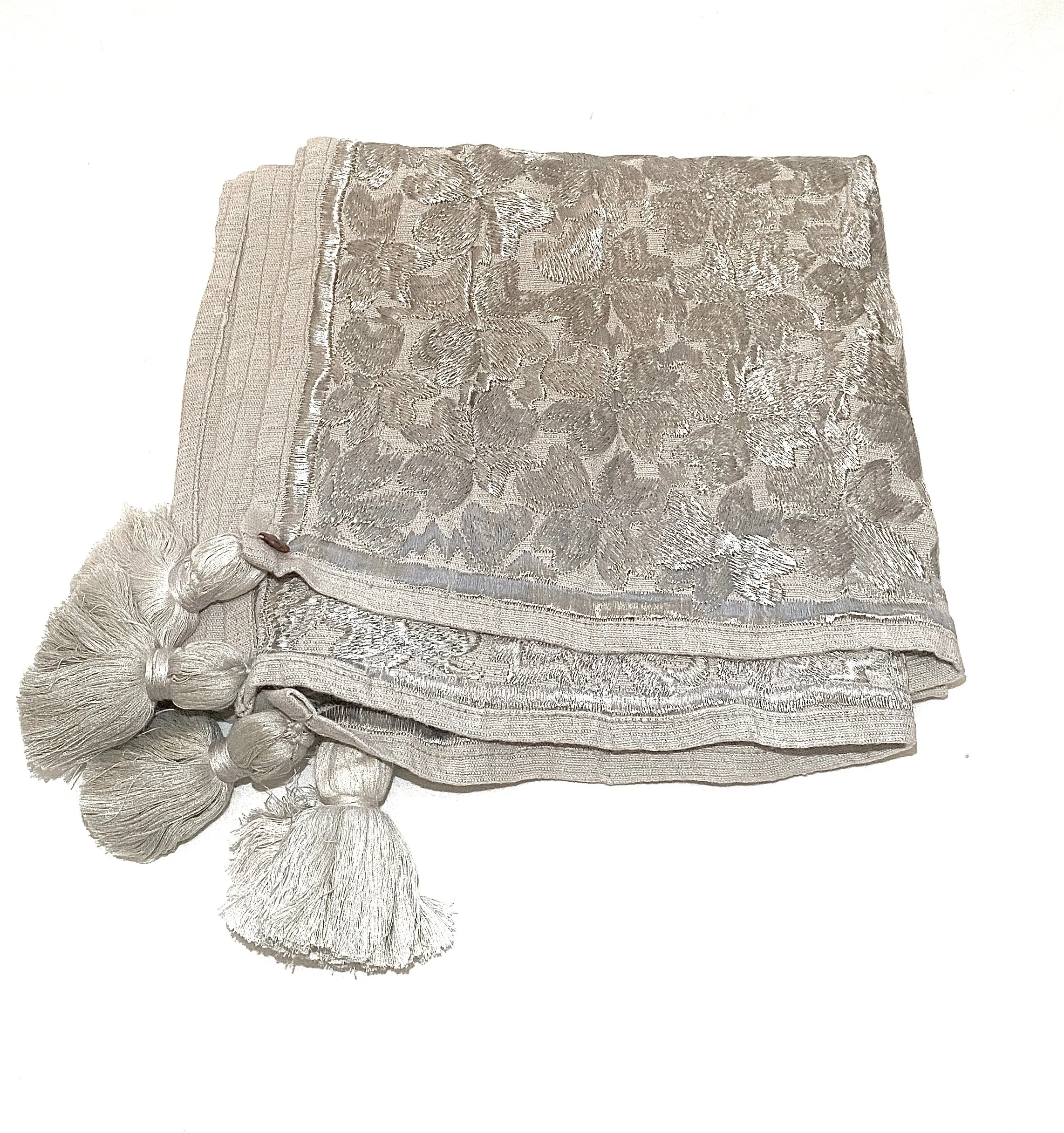 Soft cream linen scarf with silk embroidered flowers